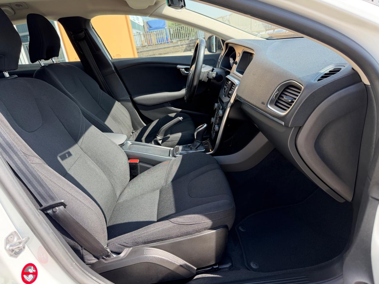 Volvo V40 D2 Kinetic