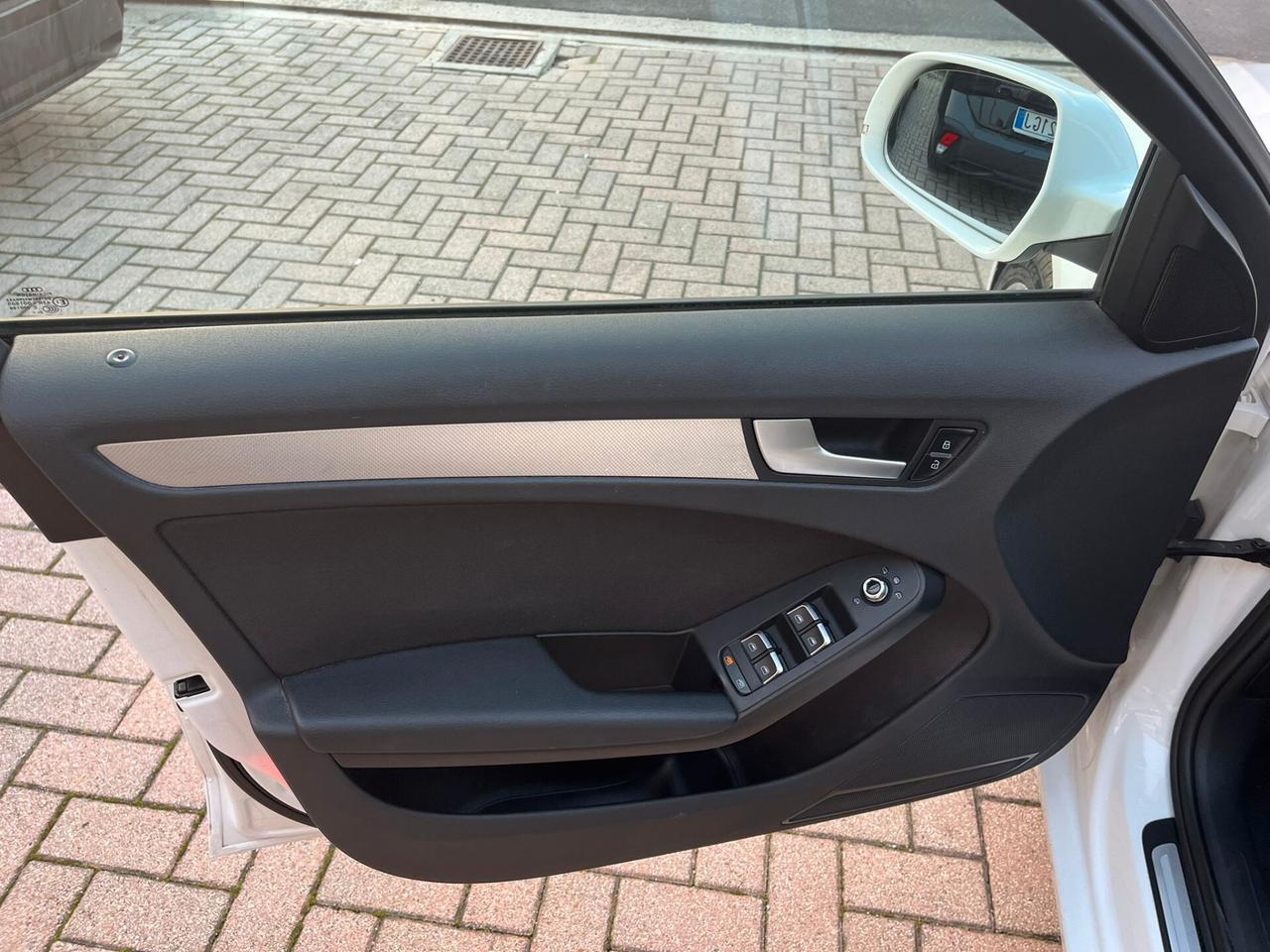 Audi A4 Avant 2.0 TDI 143CV F.AP. mult. Business Plus