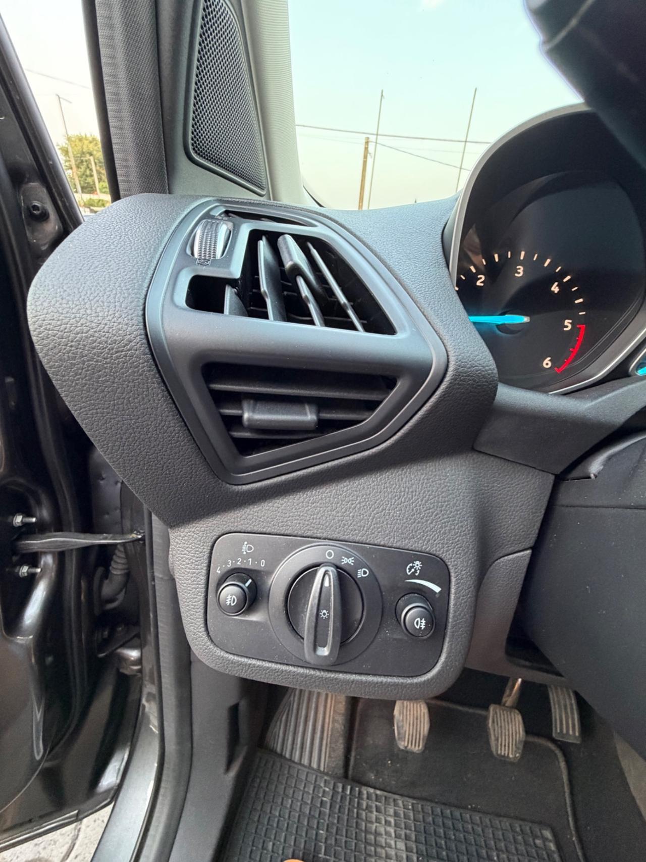 Ford kuga 1.5 diesel 120 cv
