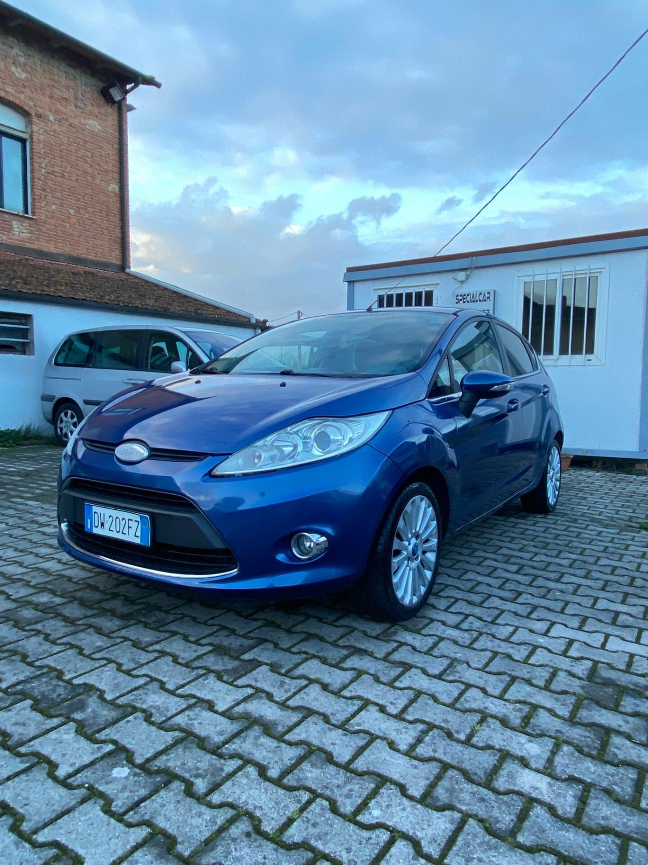 Ford Fiesta 1.4 5 porte Bz.- GPL Titanium