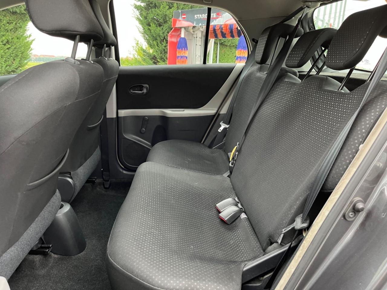 Toyota Yaris 1.3 5 porte Sol