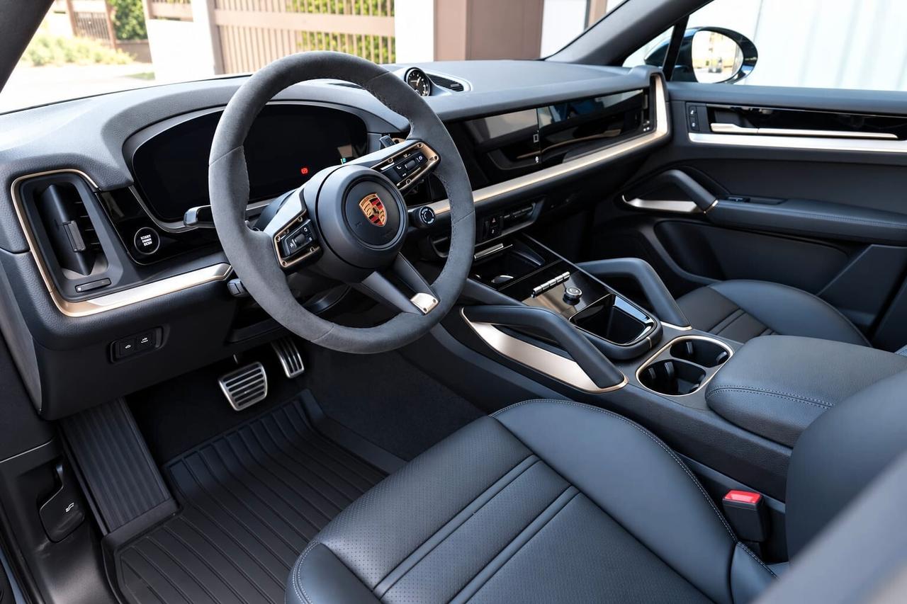 PORCHE CAYENNE S COUPè 3.0 V6 HYBRID PLUG-IN SPORT