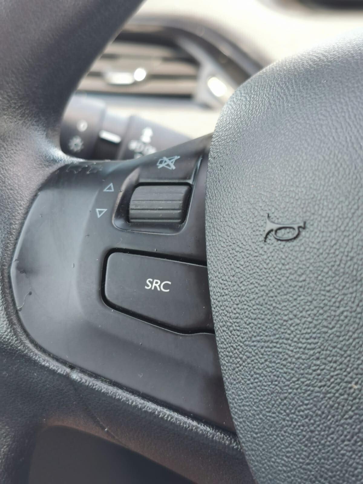 Peugeot 208 1.4 HDi 68 CV 5P. Active solo km.108000