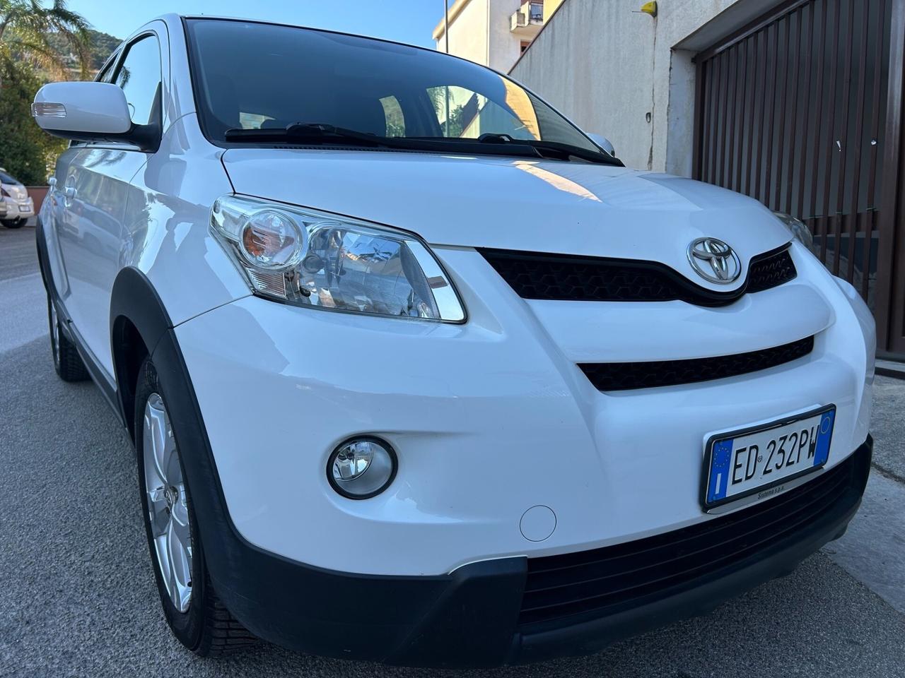 Toyota Urban Cruiser 1.4 D-4D 4WD unico proprietario