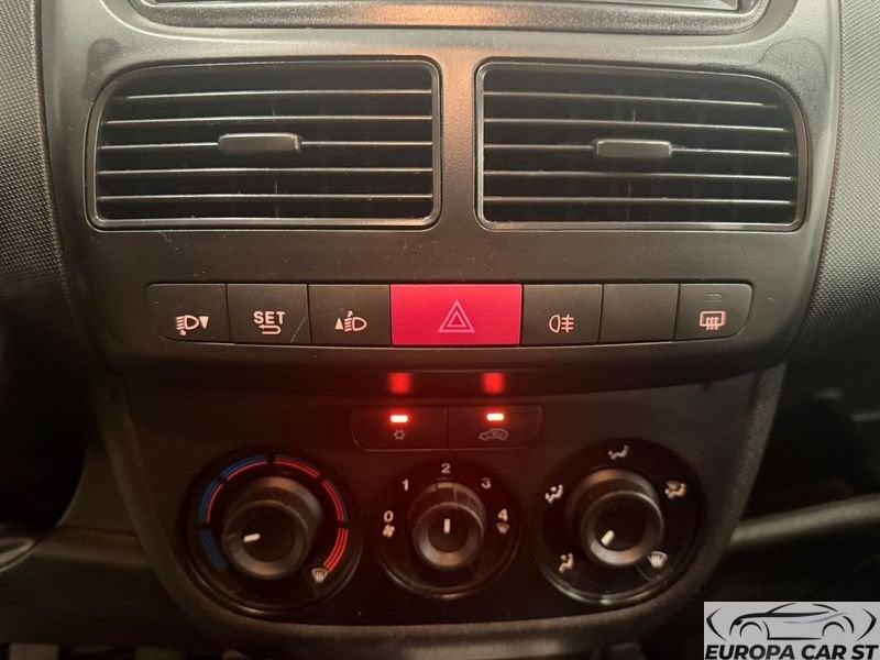 Opel Combo Tour 1.3D 95CV E6B AUTO CARRO