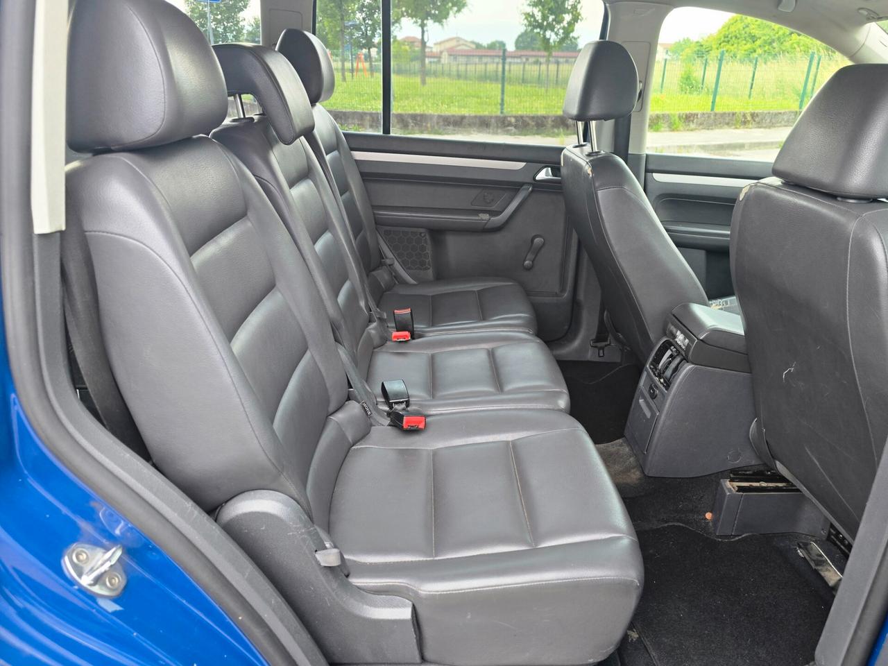 Volkswagen Touran 2.0 B/METANO 7 POSTI