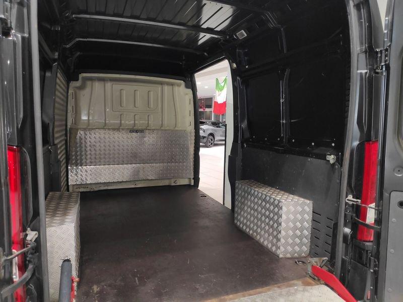 Peugeot Boxer Boxer 333 2.2 BlueHDi 165 S&S PM-TM*con PEDANA POSTERIORE INTERNA RIPIEGABILE*GARANTITA*