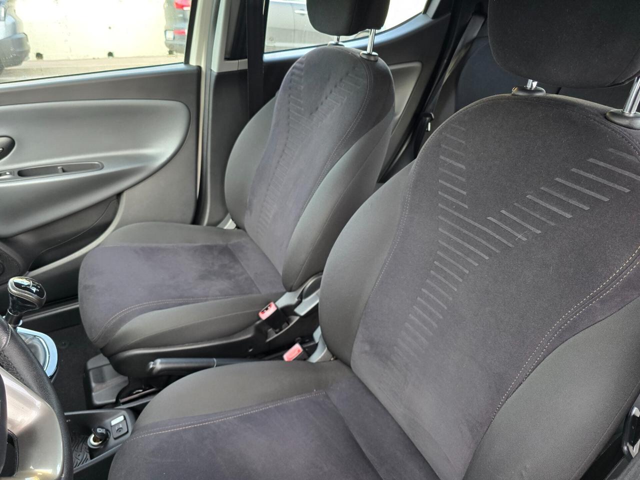 Lancia Ypsilon 1.3 MJT 16V 95 CV Elefantino