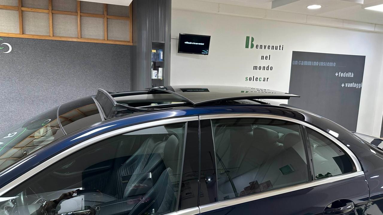 Mercedes-benz E 220 d 4Matic Auto Premium Plus AMG Line