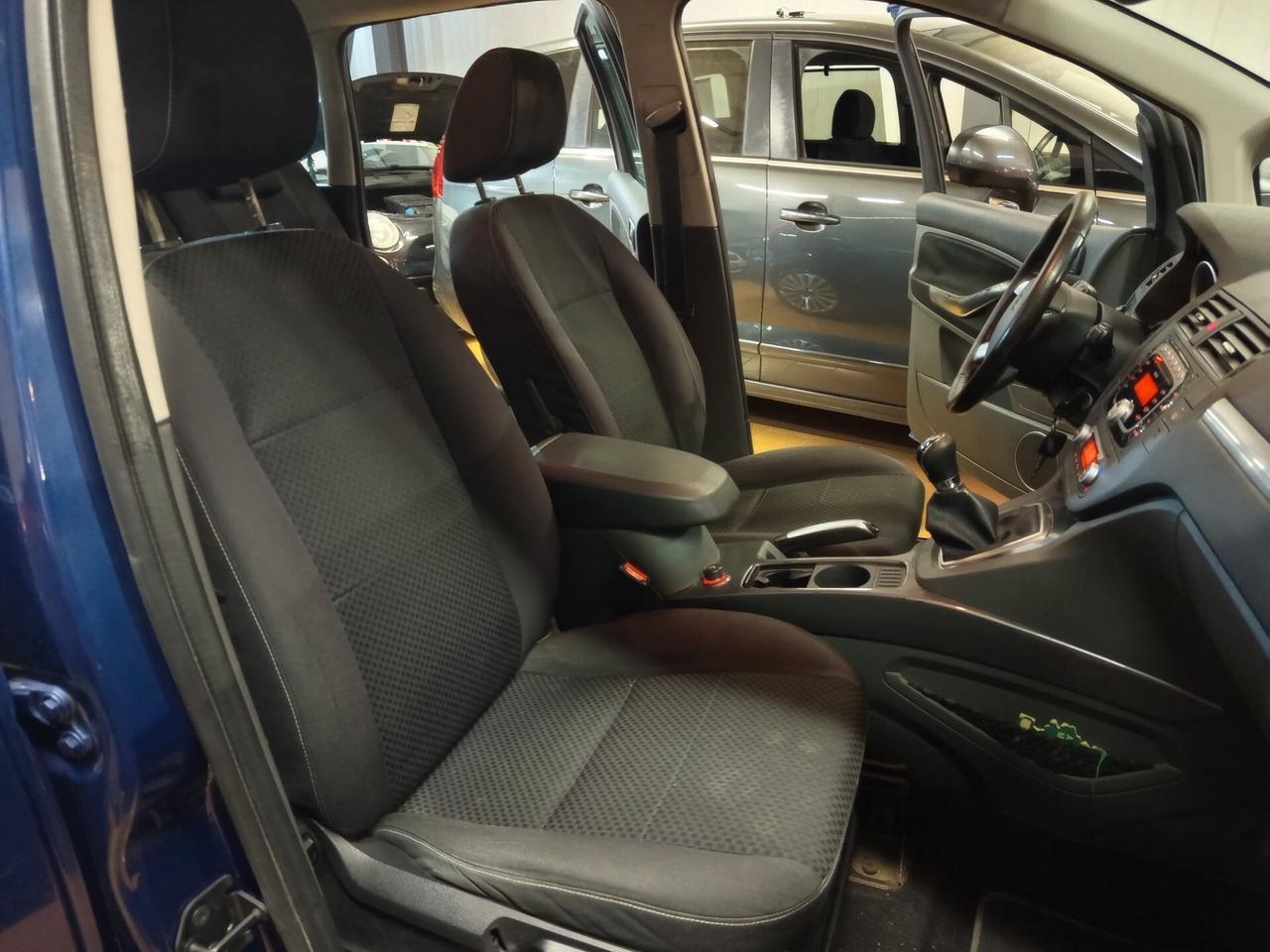Ford C-Max Focus 1.6 TDCi, 172 Mila chilometri ok neopatentati