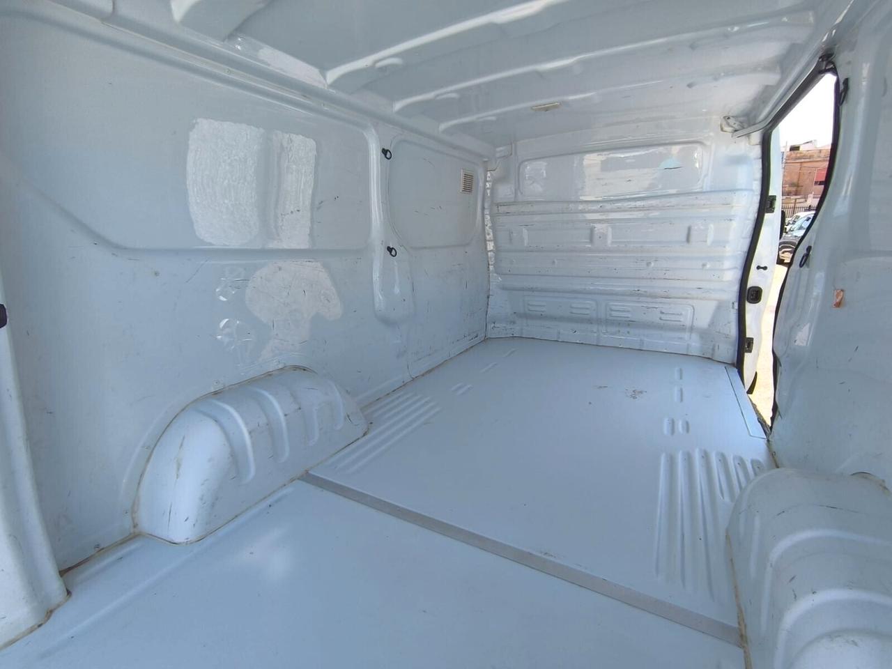 Renault Trafic Ice T29 2.0 dCi 120CV L2 H1 2021