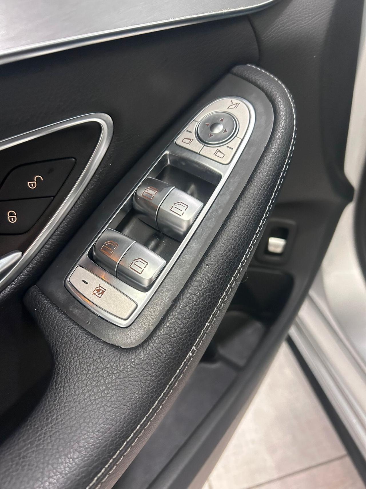 Mercedes C 220d S.W. Exclusive TETTO IVA 2018