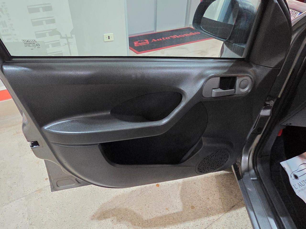 Fiat Panda 1.3 MJT 16V DPF 4x4 Climbing
