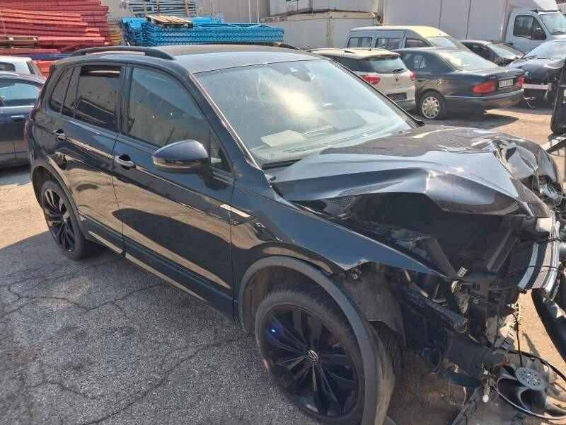 Volkswagen Tiguan 2.0 TDI 200 CV SCR DSG 4MOTION R-Line