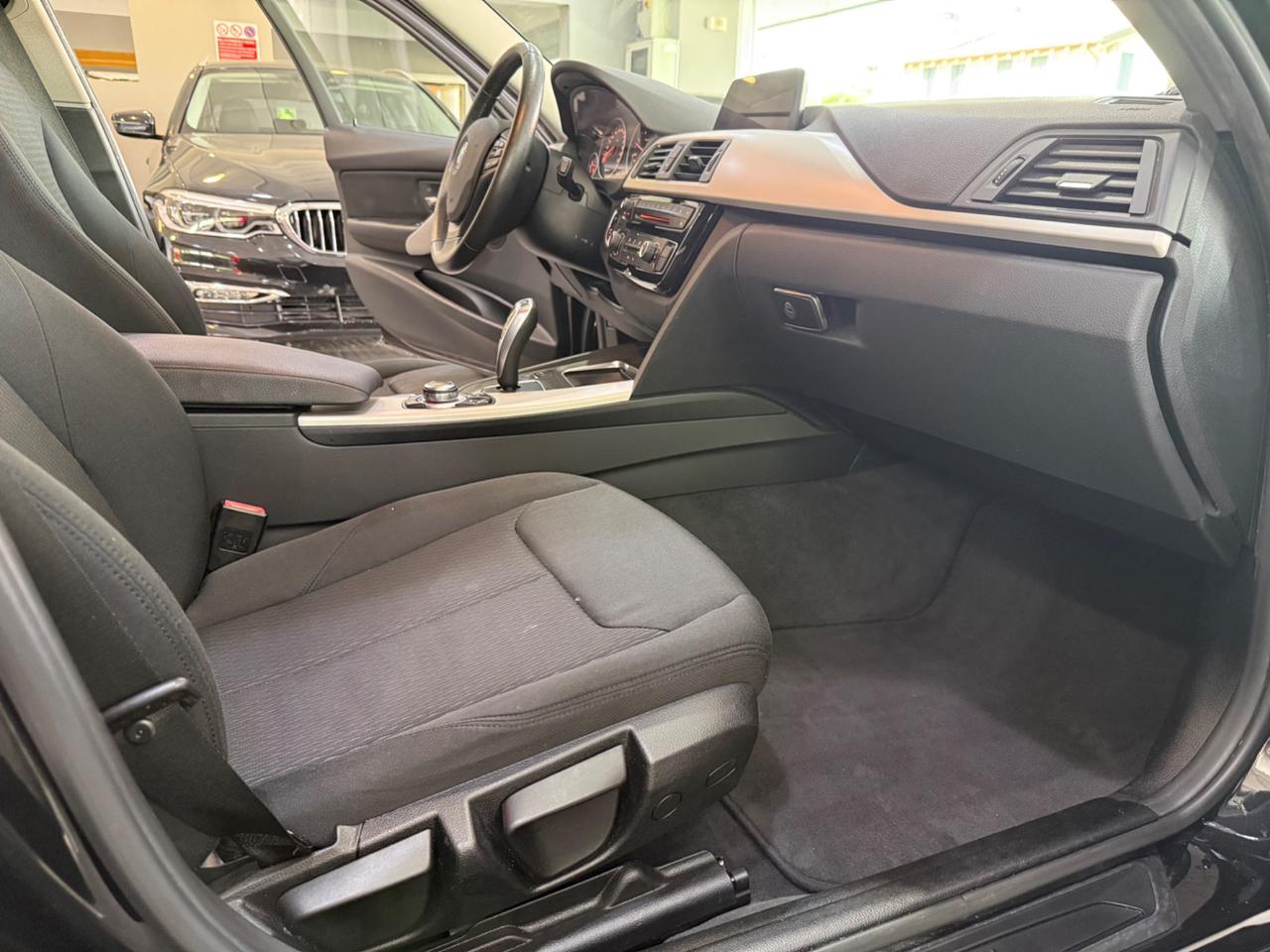 Bmw 318 Touring Business auto 99.000KM!!