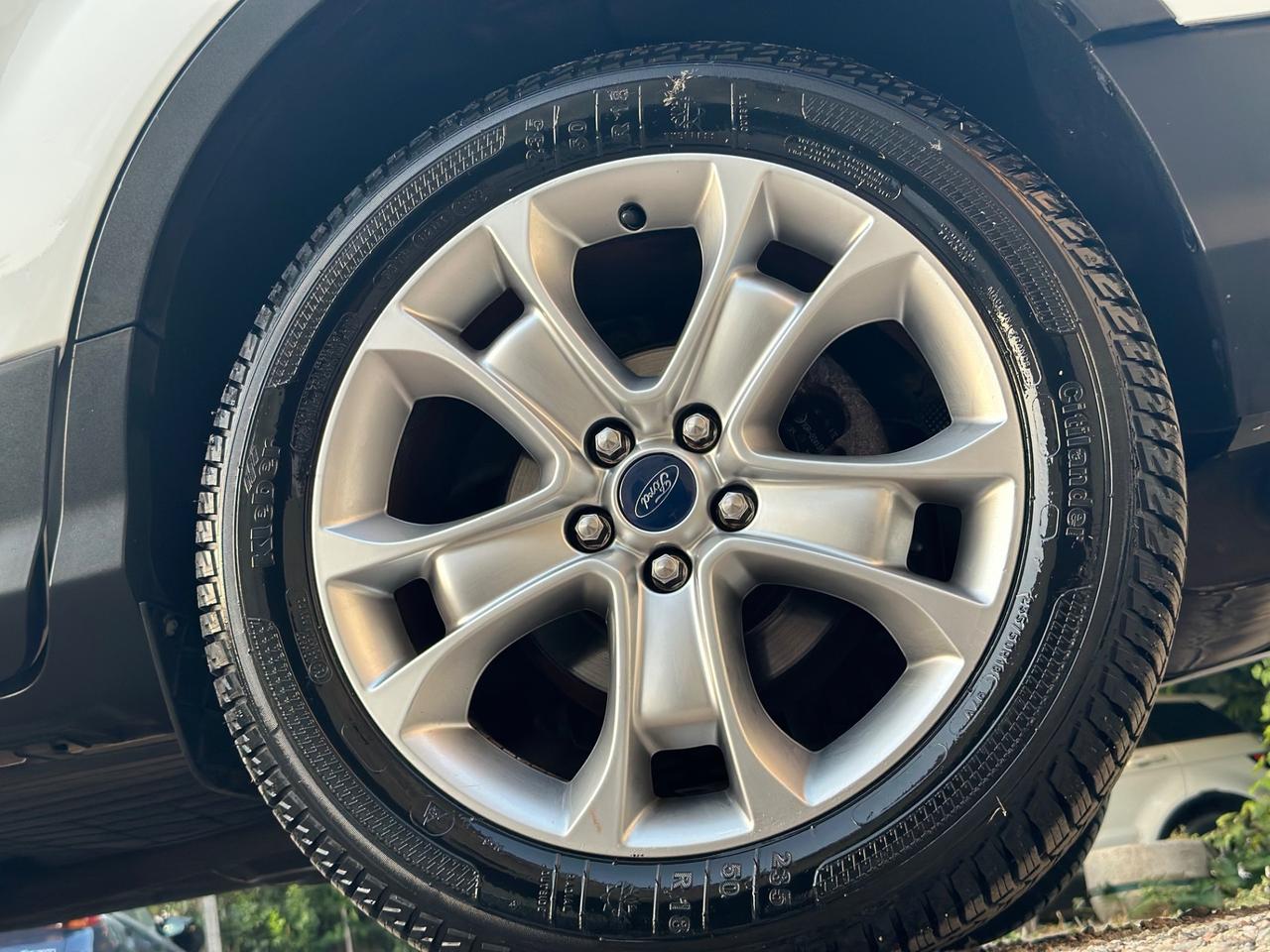 Ford Kuga 2.0 TDCI 140 CV 4WD Titanium My 2013