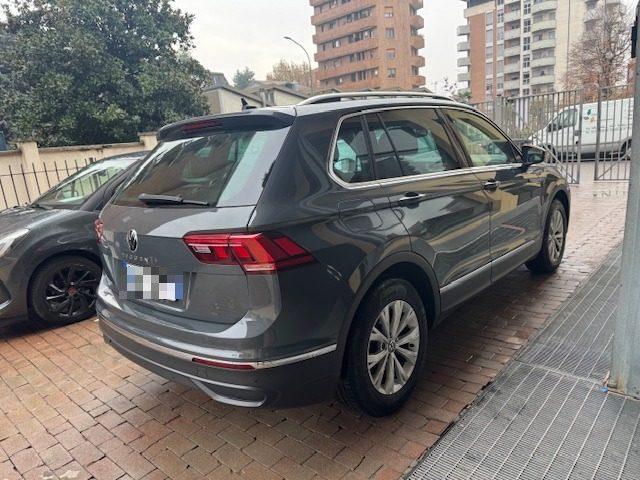 VOLKSWAGEN Tiguan 2.0 TDI 150 CV SCR DSG 4MOTION Life