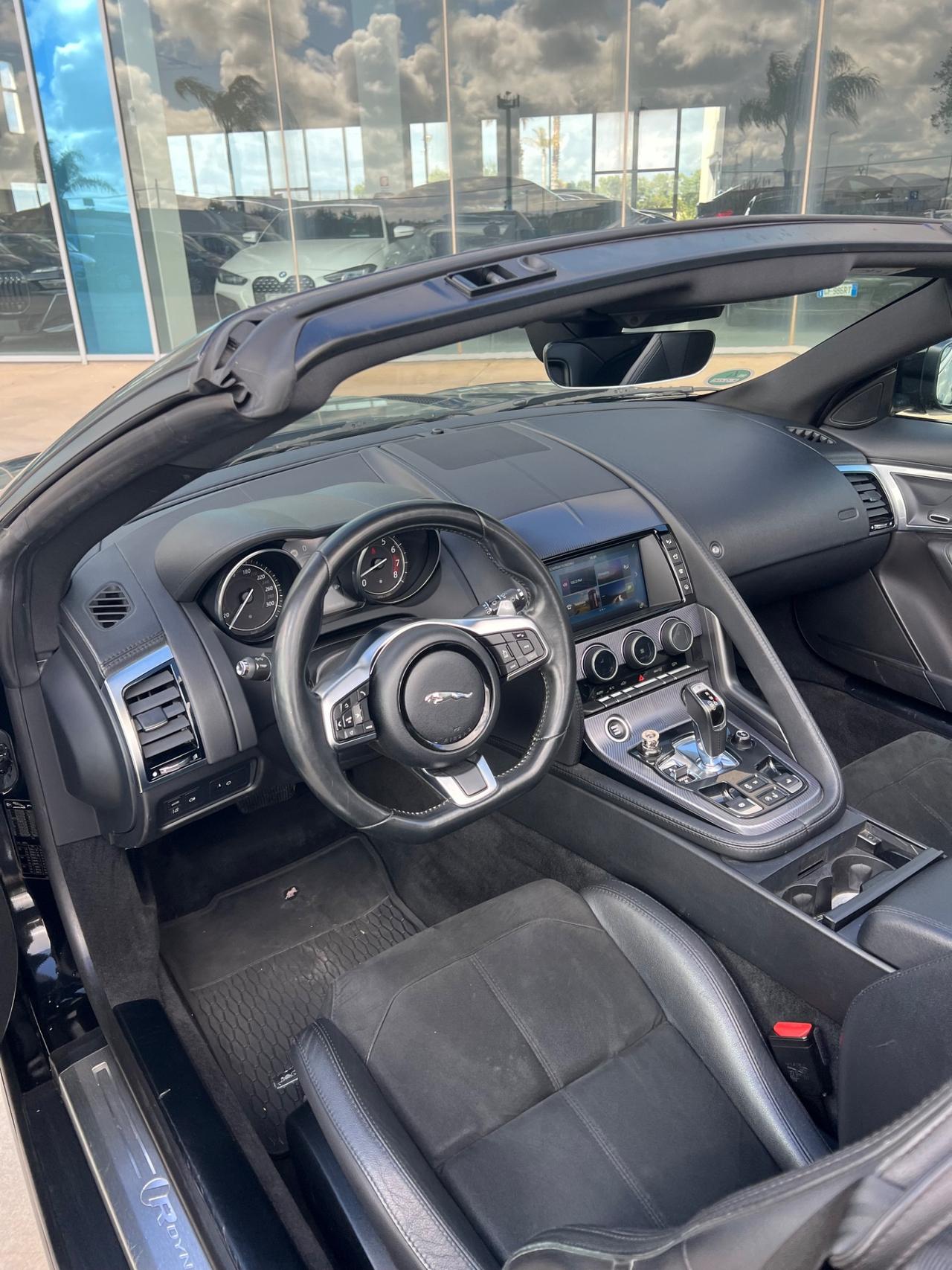 Jaguar F-Type 2.0 aut. Convertibile R-Dynamic
