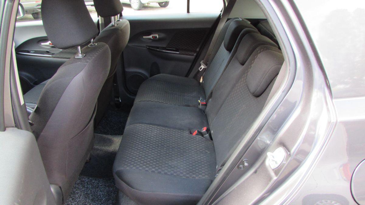 TOYOTA - Urban Cruiser - Cruiser 1.4 D-4D AWD Luxury
