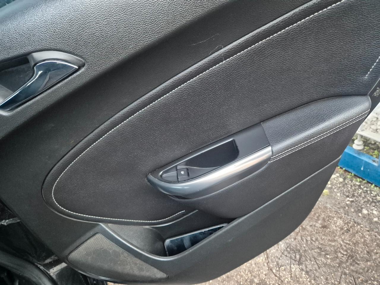 Opel Astra 1.7 CDTI COSMO UNICO PROPRIETARIO