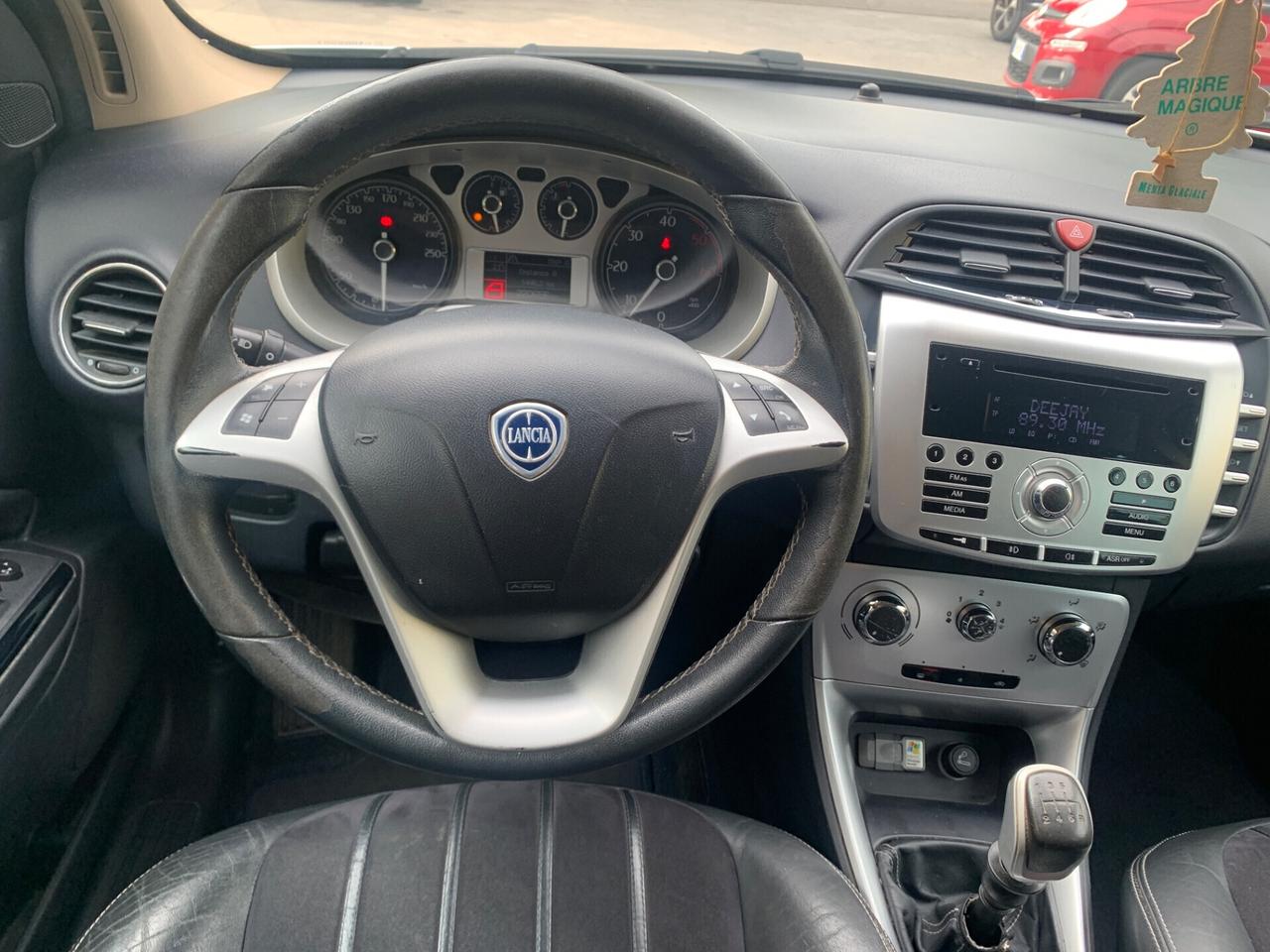 Lancia Delta 1.6 MJT DPF Argento
