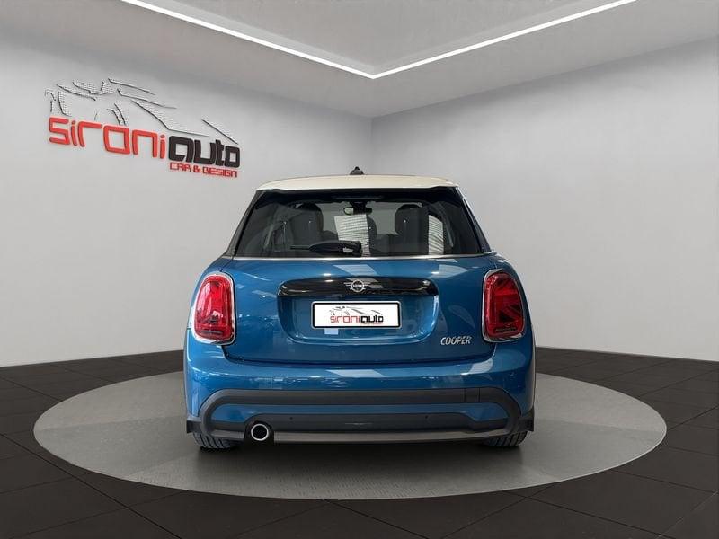 MINI Mini 5 porte 1.5 Cooper Essential auto 5porte