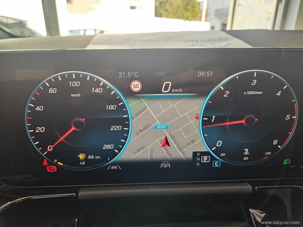 MERCEDES-BENZ GLA 200 d Automatic 4Matic Sport