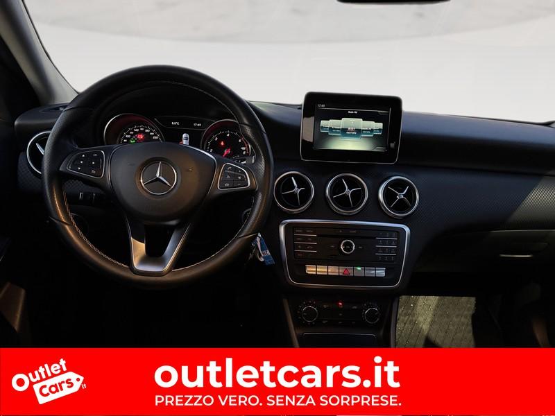 Mercedes-Benz Classe A 180 d premium auto my16