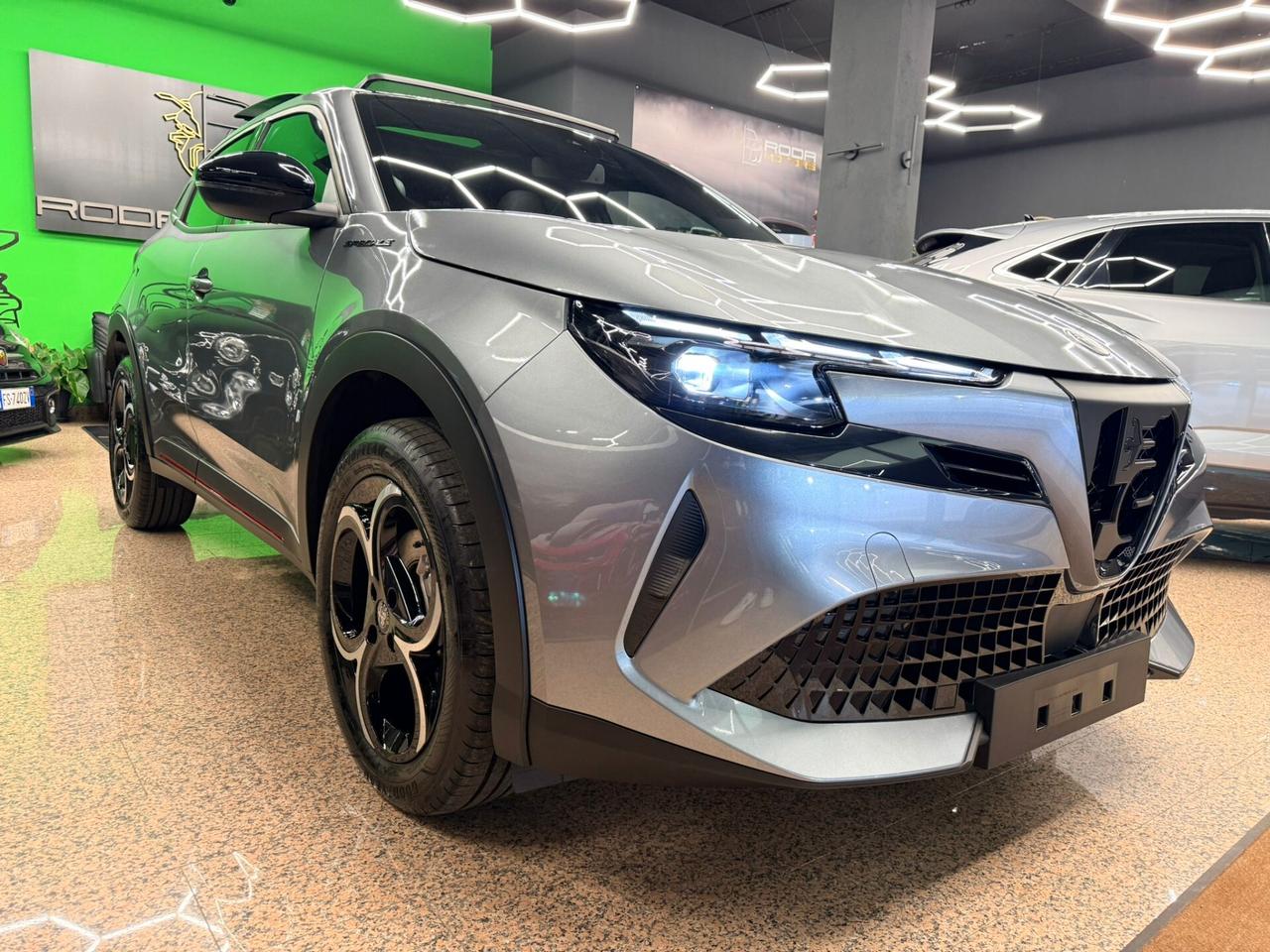 Alfa Romeo Junior 1.2 145 CV Hybrid eDCT6 Speciale