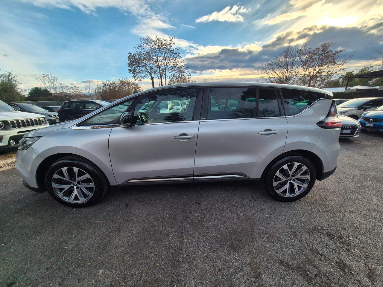 Renault Espace dCi 160CV EDC Energy Initiale Paris 4Control