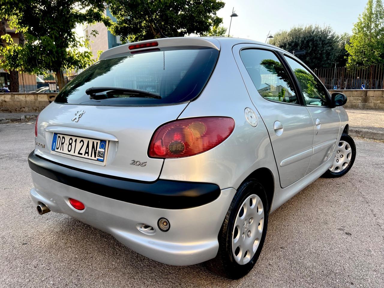 Peugeot 206 1.4 5p. GPL