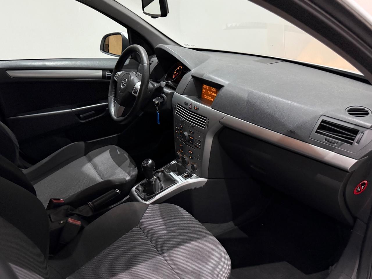 Opel Astra 1.7 CDTI 110CV/Kw81 Per Neopatentati