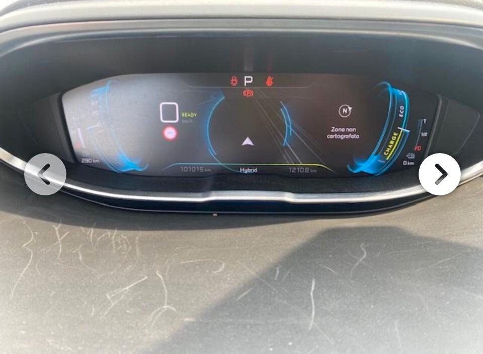 Peugeot 3008 Hybrid4 300 e-EAT8 Allure Pack Aziendale