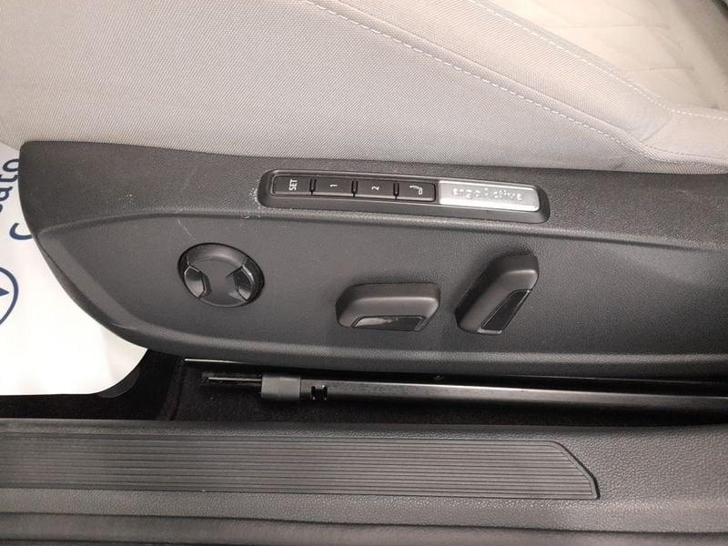 Volkswagen Golf 2.0 TDI 115cv Style
