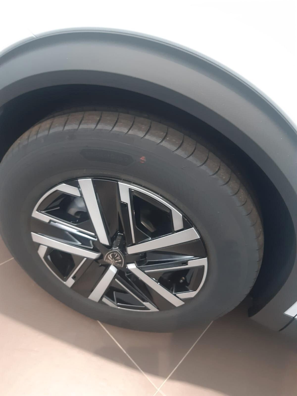 Peugeot 2008 PureTech 100 S&S Style