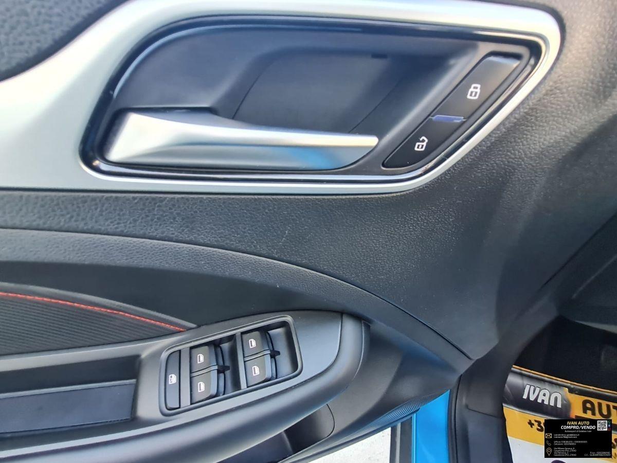 MG ZS Luxury Benzina-74.000 Km-Anno 2022