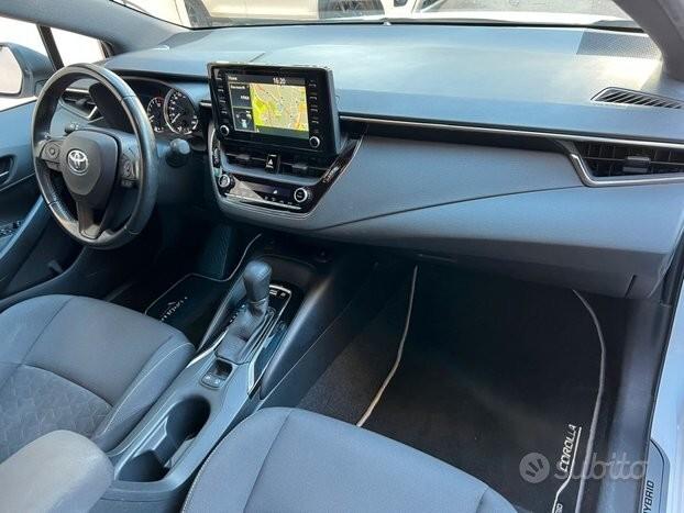 Toyota Corolla Touring Sports 1.8 Hybrid Business