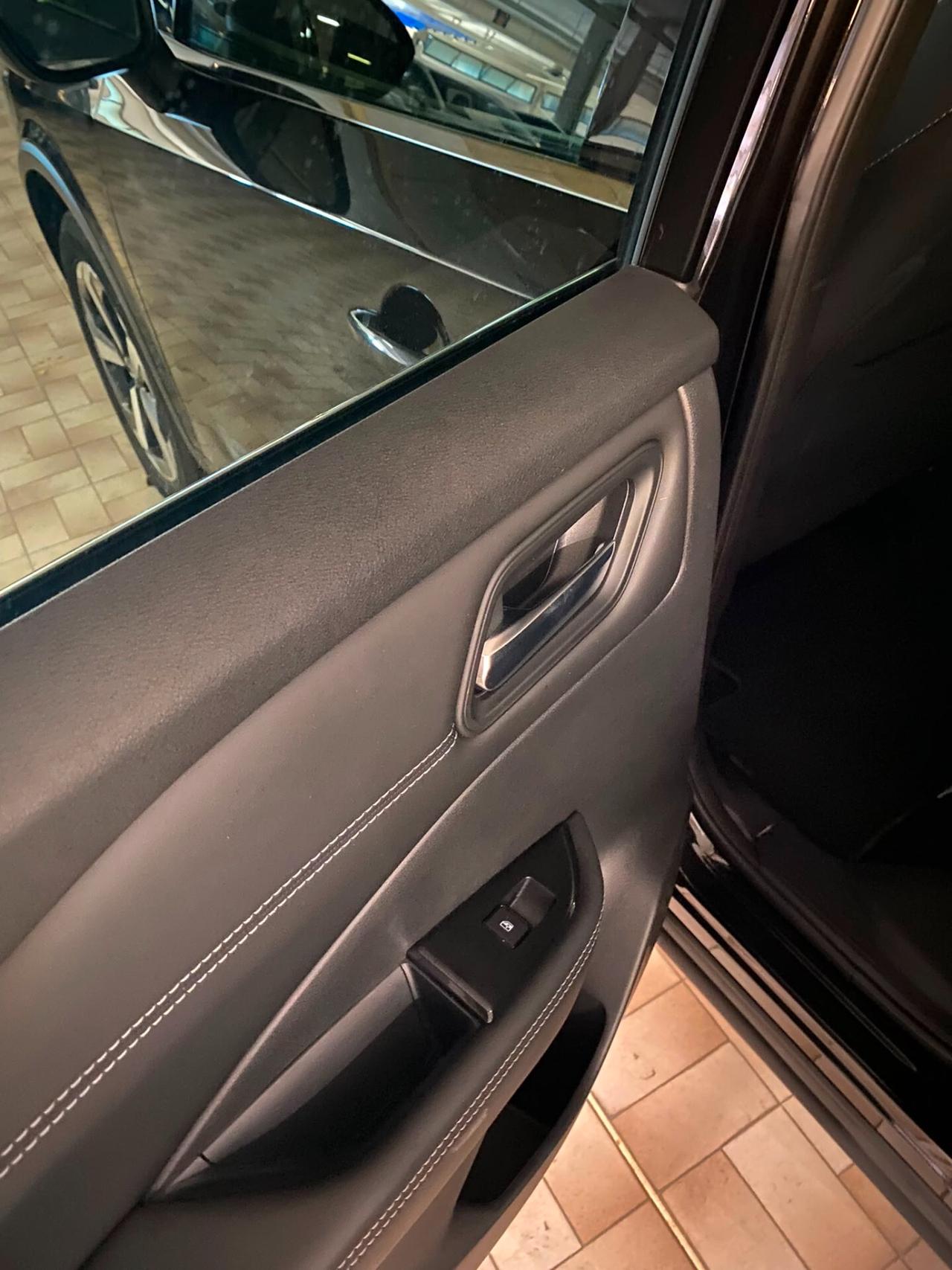 Nissan Qashqai MHEV 140 CV N-Connecta