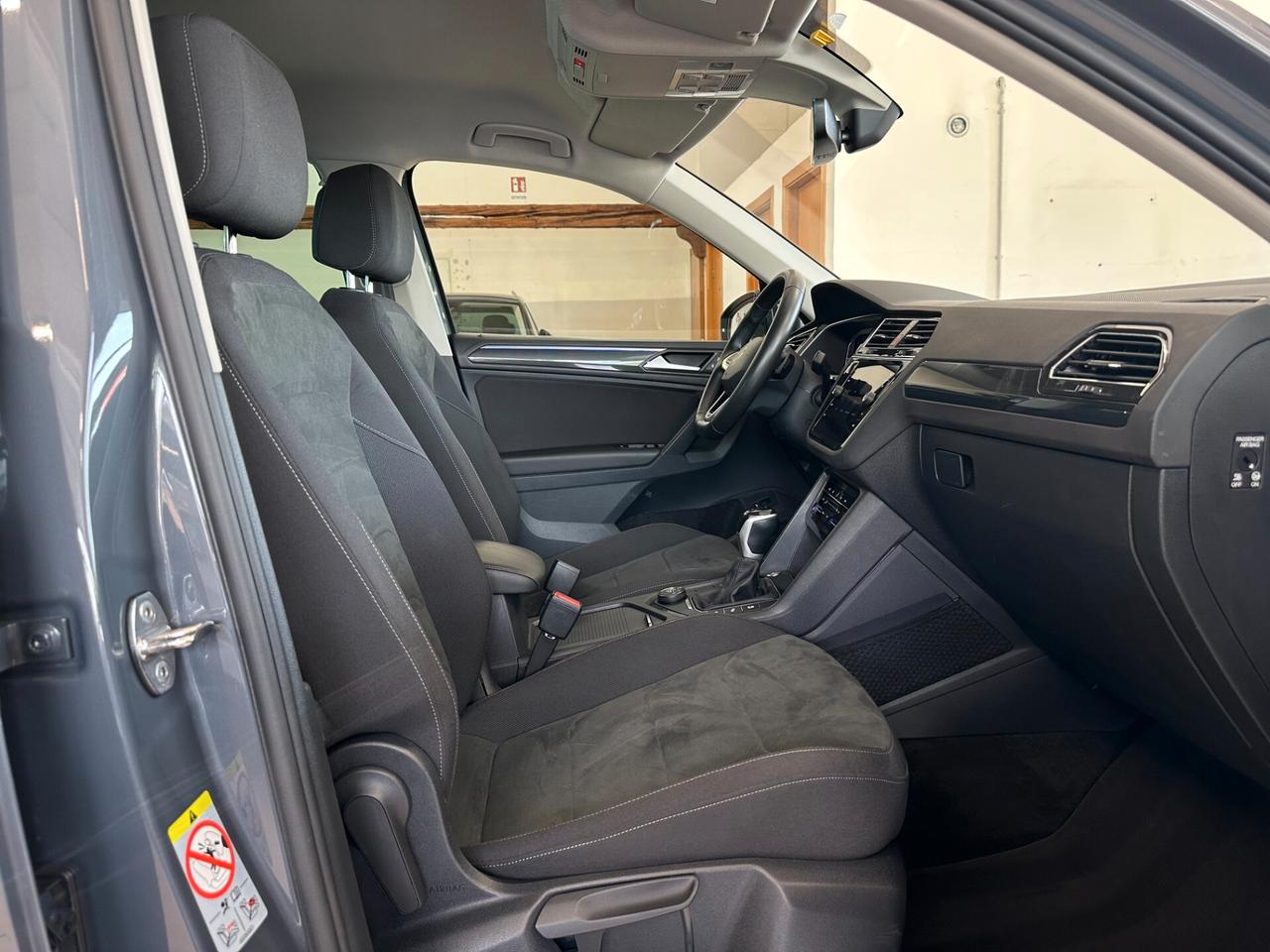 VOLKSWAGEN TIGUAN ELEGANCE 2.0TDI 4MOTION DSG *RADAR*CARPLAY*LUCI*CAMERA*