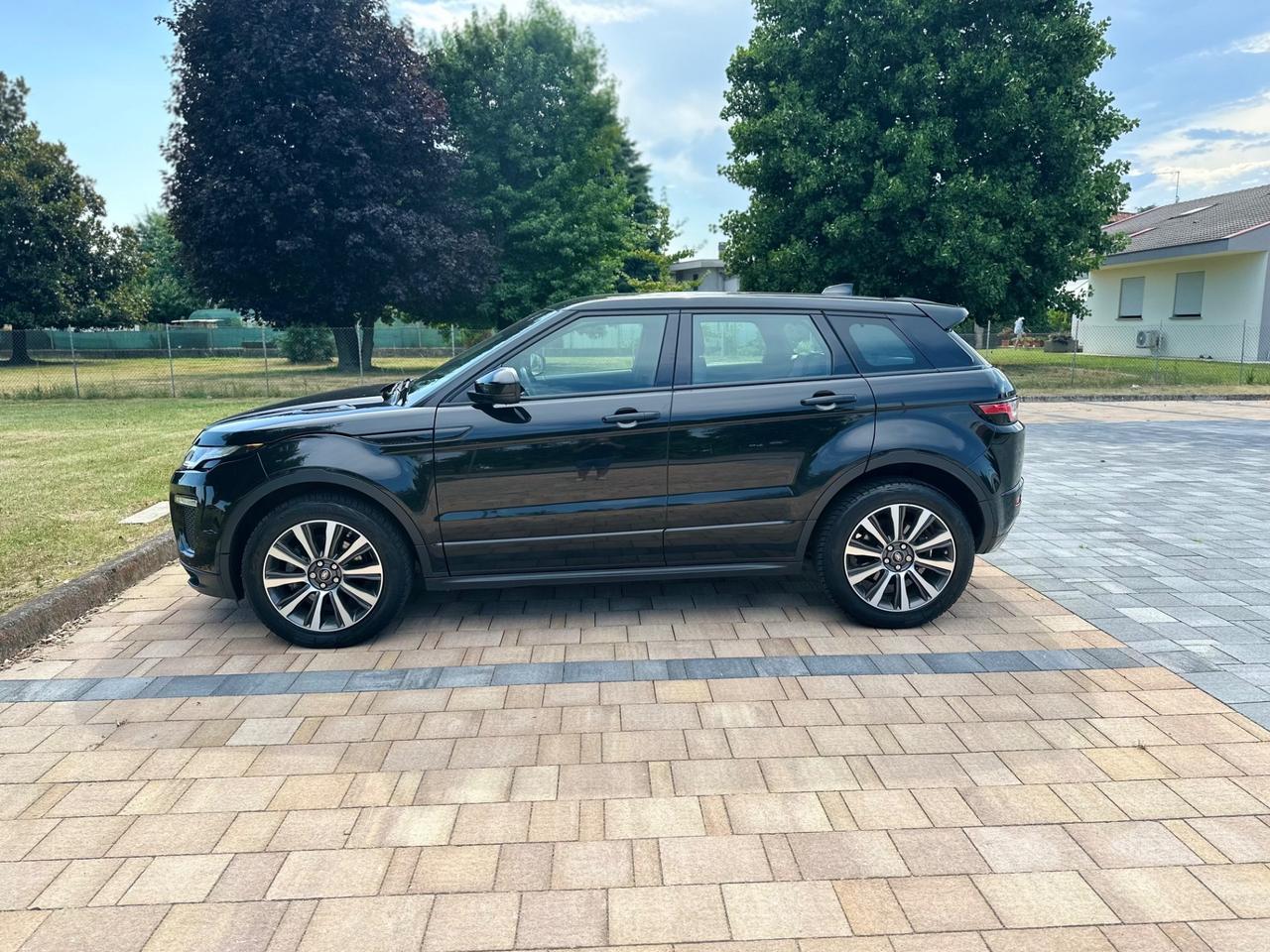 Range Rover Evoque 2.0 TD4 150 CV 5p. HSE Dynamic Black edition