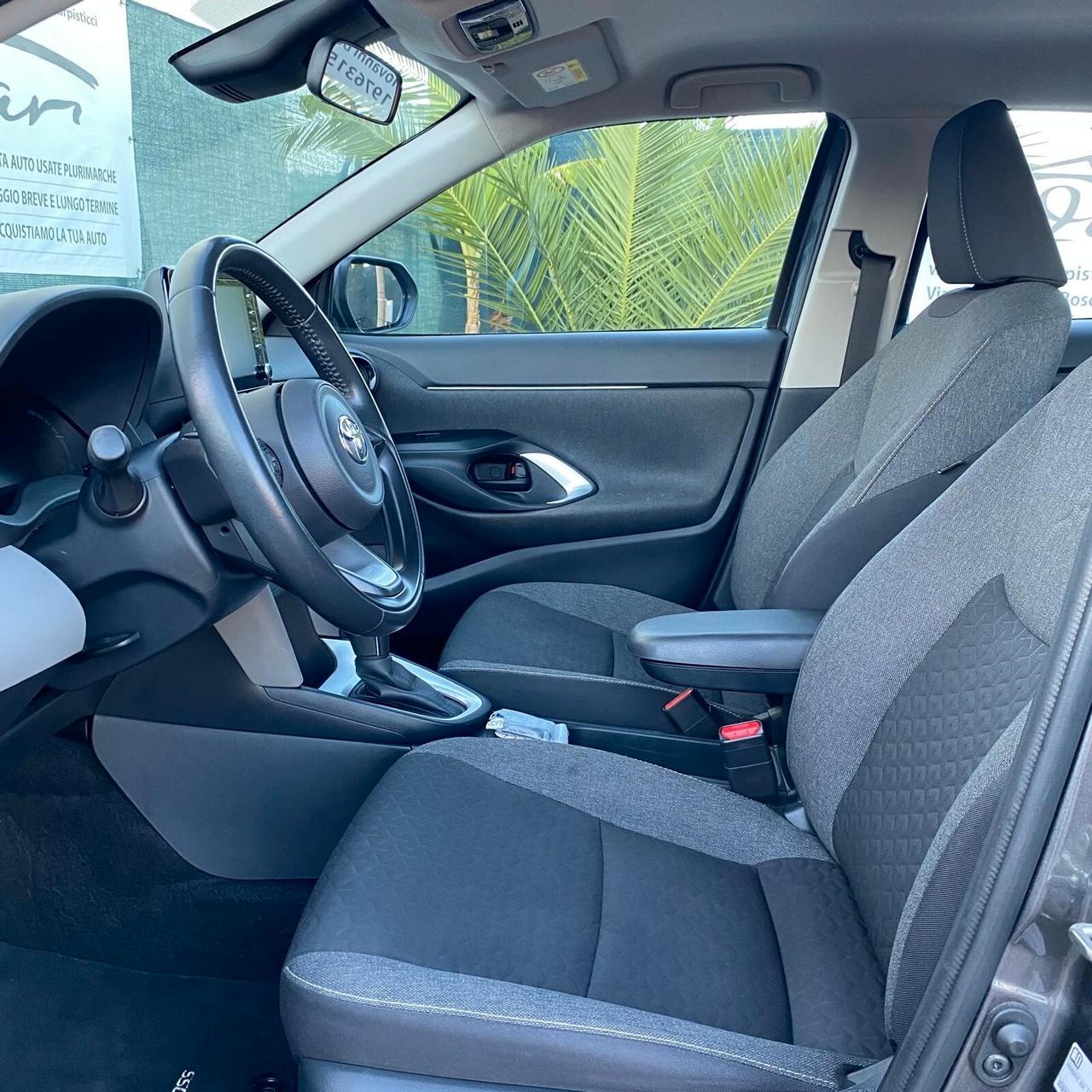 Toyota Yaris Cross 1.5 Hybrid 5p. E-CVT Business