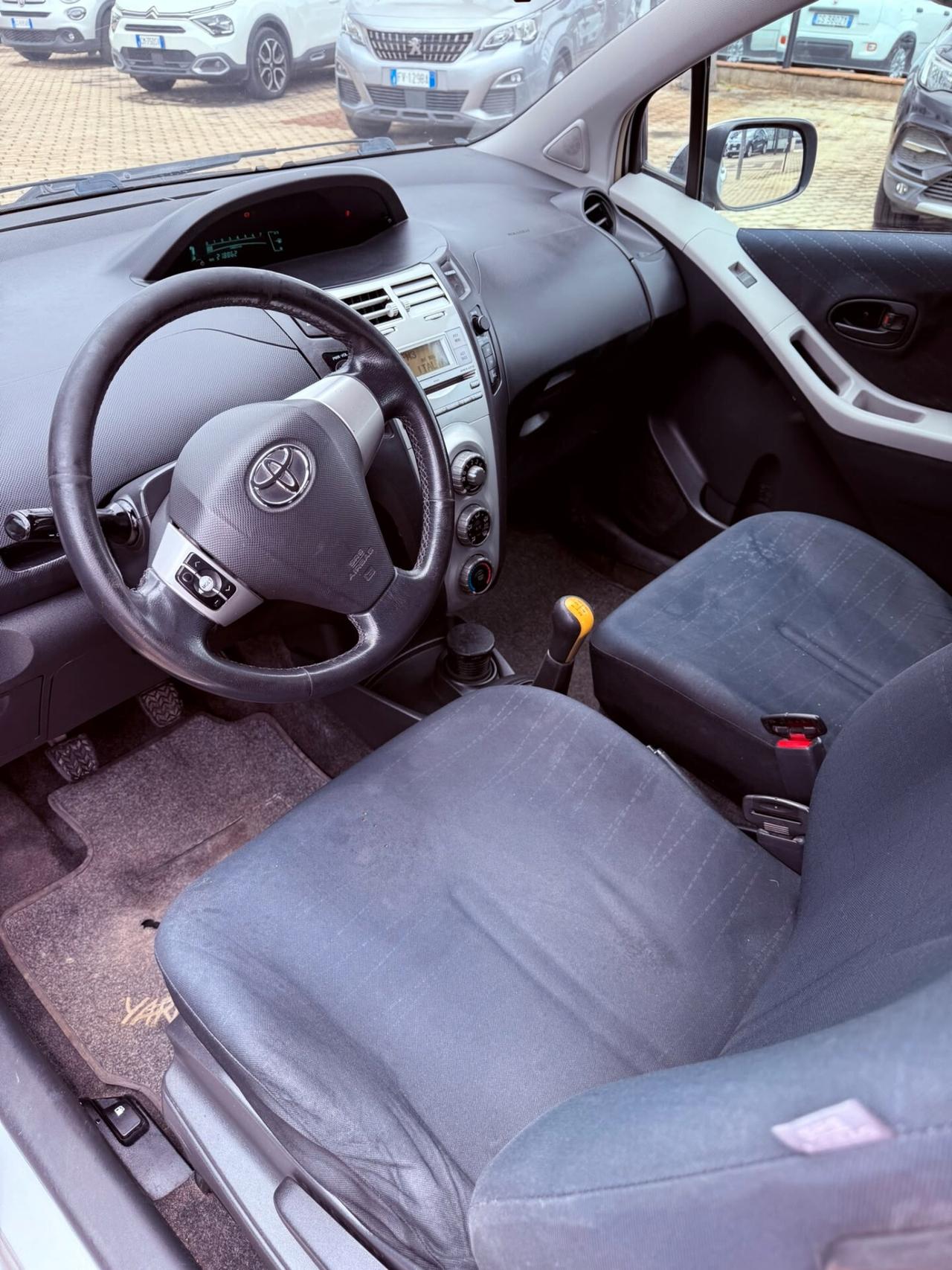 Toyota Yaris 1.3 3 porte Sol