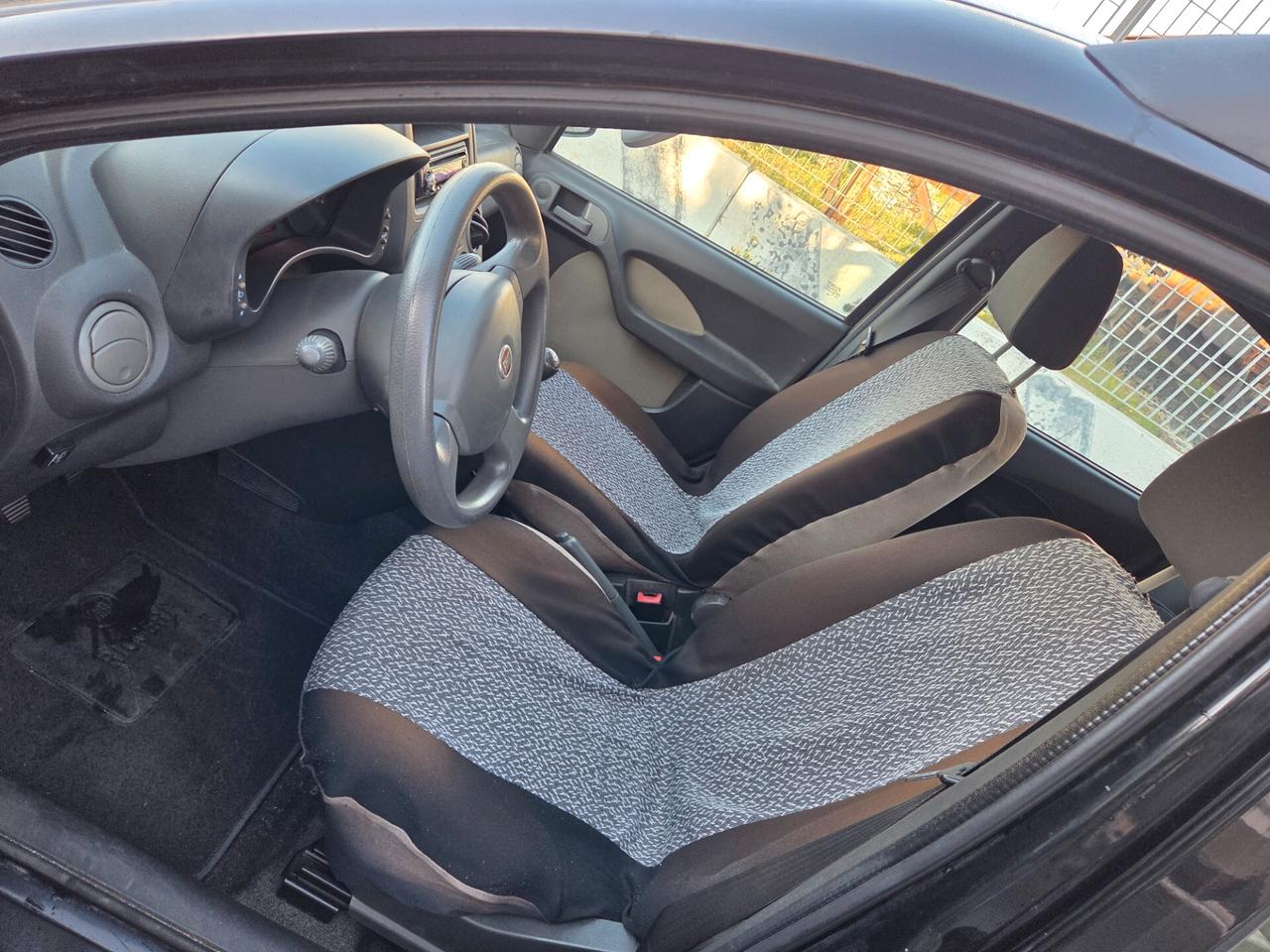 Fiat Panda 1.2 Emotion 2010 benzina Gpl