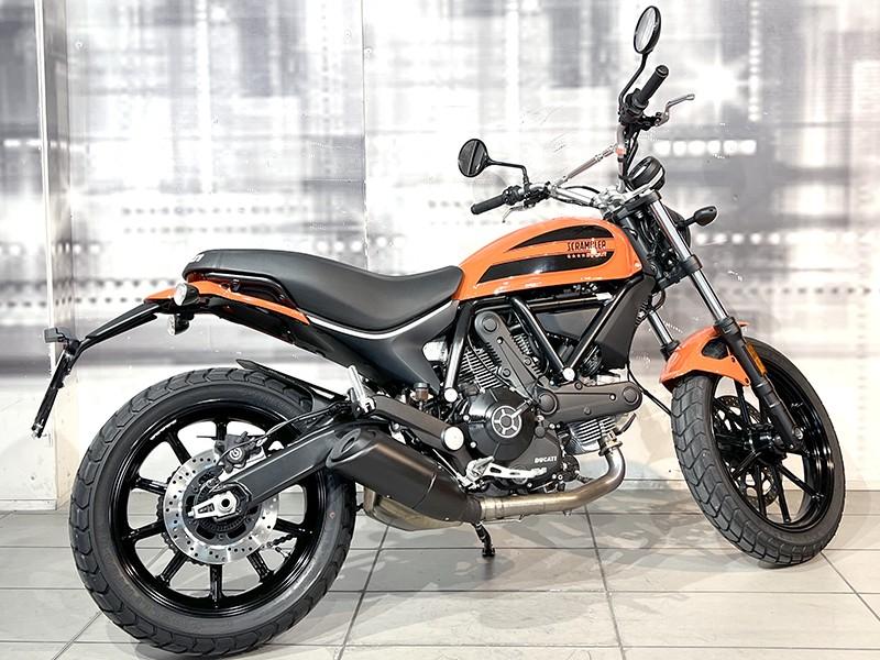 Ducati Scrambler Sixty2 400