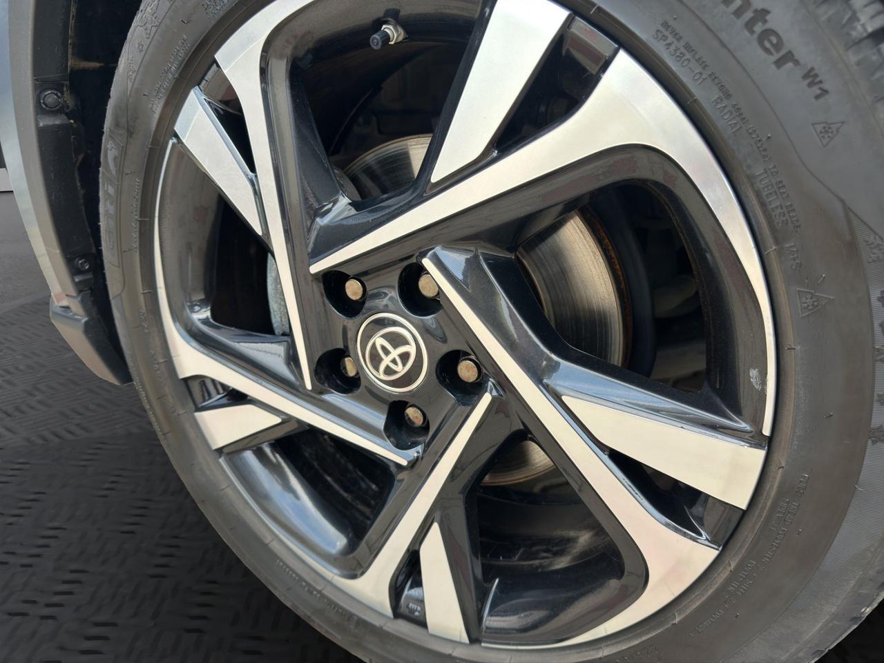 Toyota C-HR 1.8h Trend e-cvt