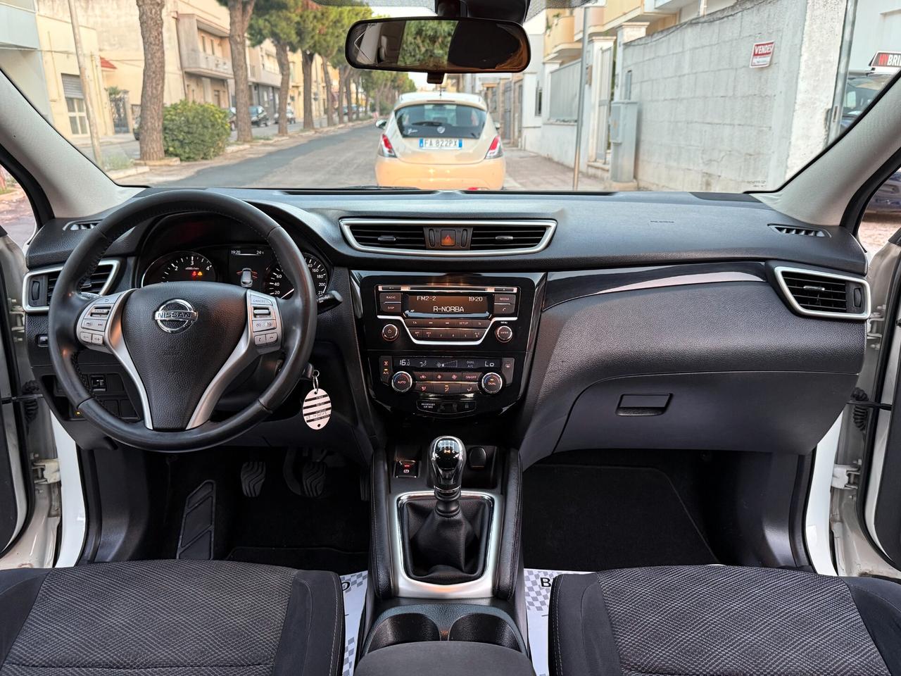 Nissan Qashqai 1.5 dCi Tekna *BIANCO PERLA - 2015