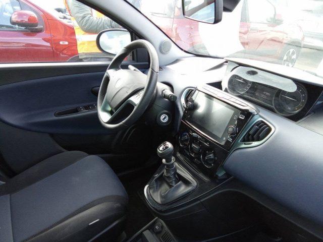 LANCIA Ypsilon 1.0 firefly hybrid Platino s&s 70cv