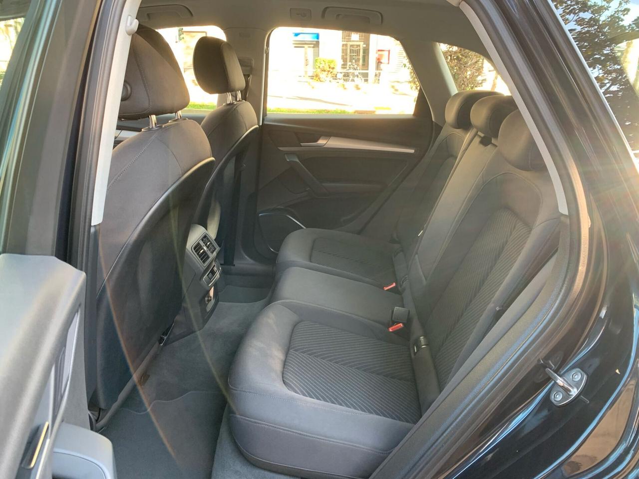 Audi Q5 35 TDI S tronic Business