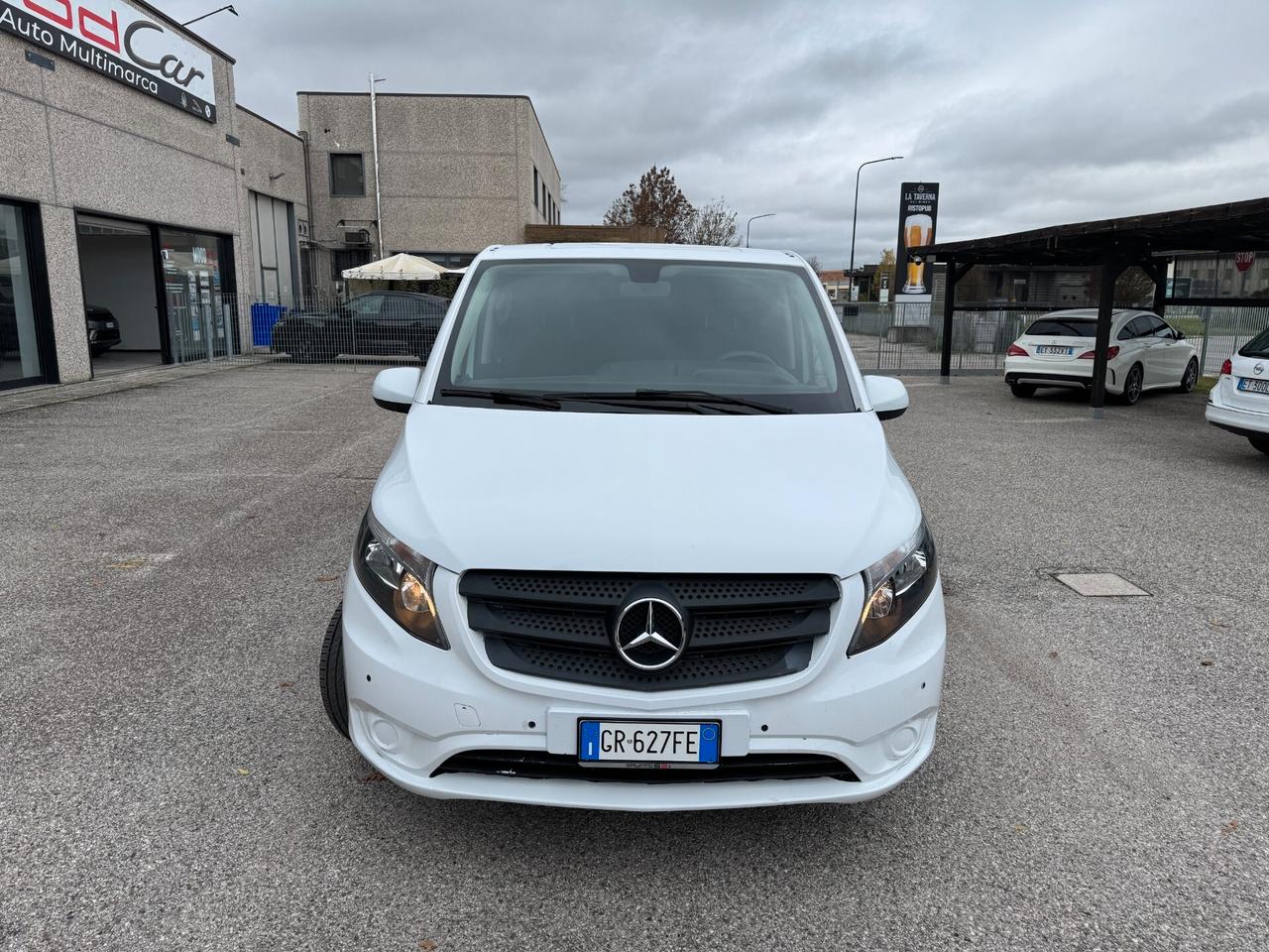Mercedes-Benz Vito Tourer 136 CV 9 Posti - Gancio Traino IVA INCLUSA