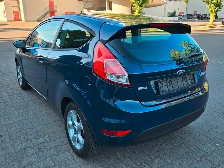 Ford Fiesta 1.0 80CV 3 porte Titanium OK NEO PATENTATI
